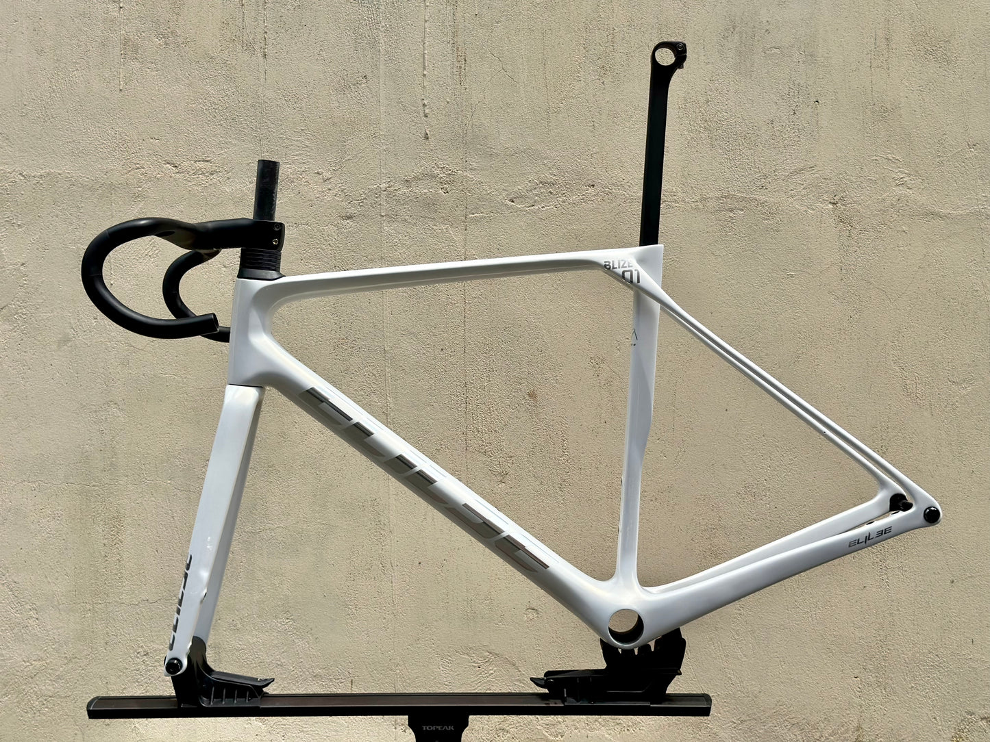 Elilee Blize Standard Carbon Road Frameset - White