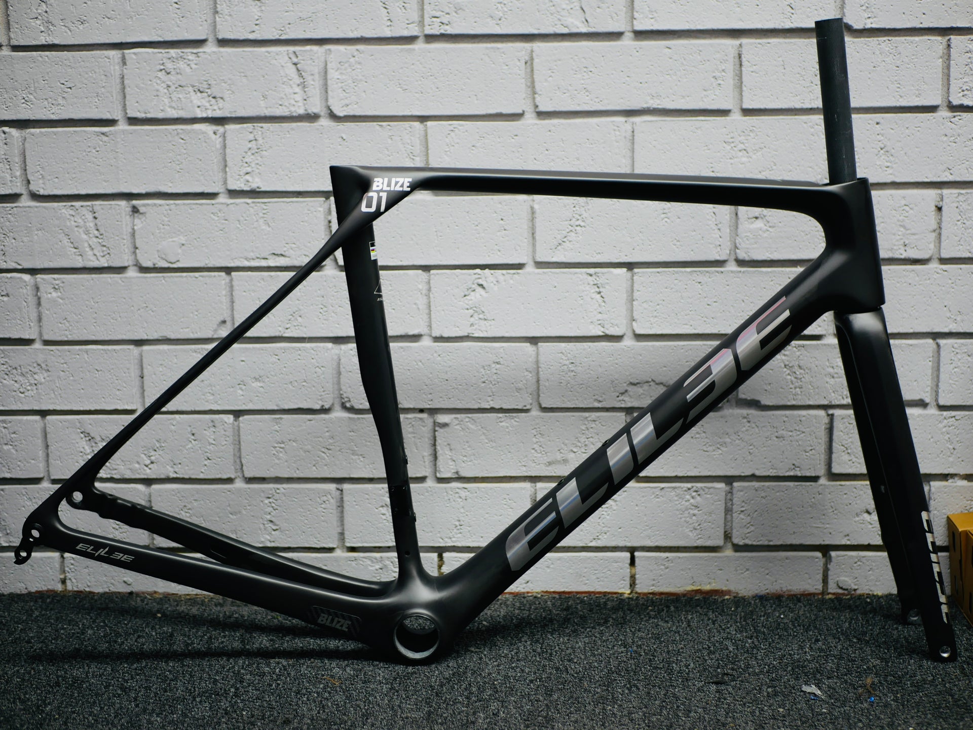 Elilee Blize Standard Carbon Road Frameset - Black