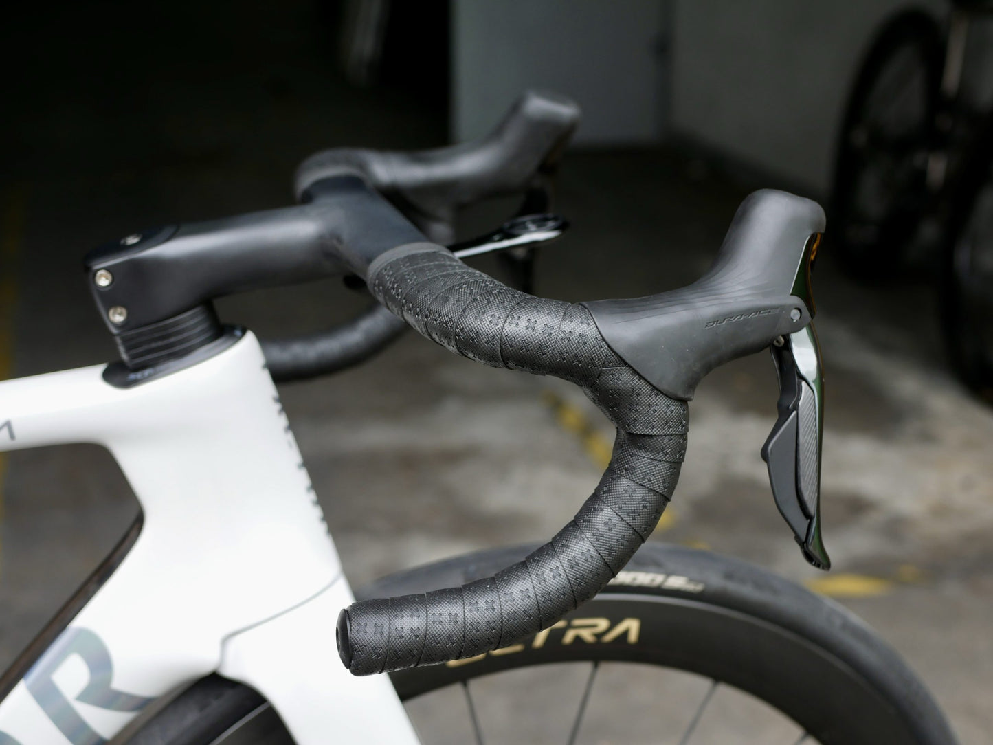 Elilee Ultralight Carbon Road Integrated Handlebar & Stem